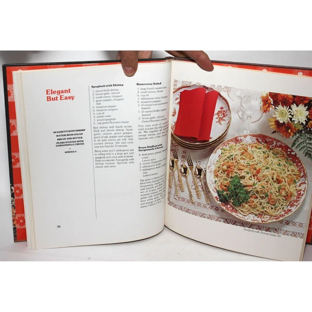Mama D's Homestyle Italian Cookbook by Giovanna D'Agostino HC Golden 1975 Vintag